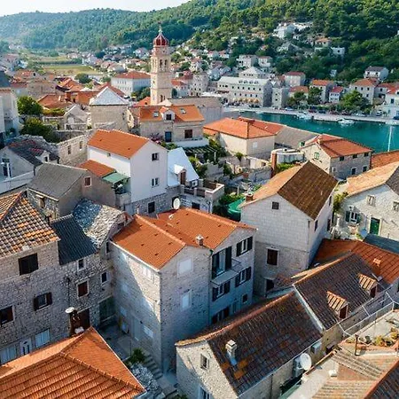 Sonja - St Lejlighed Pucisca