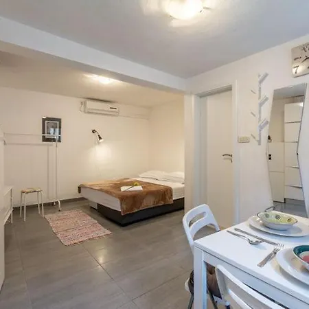 Lägenhet Sonja - St Pucisca